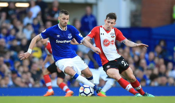 术特点和战 术特点和战