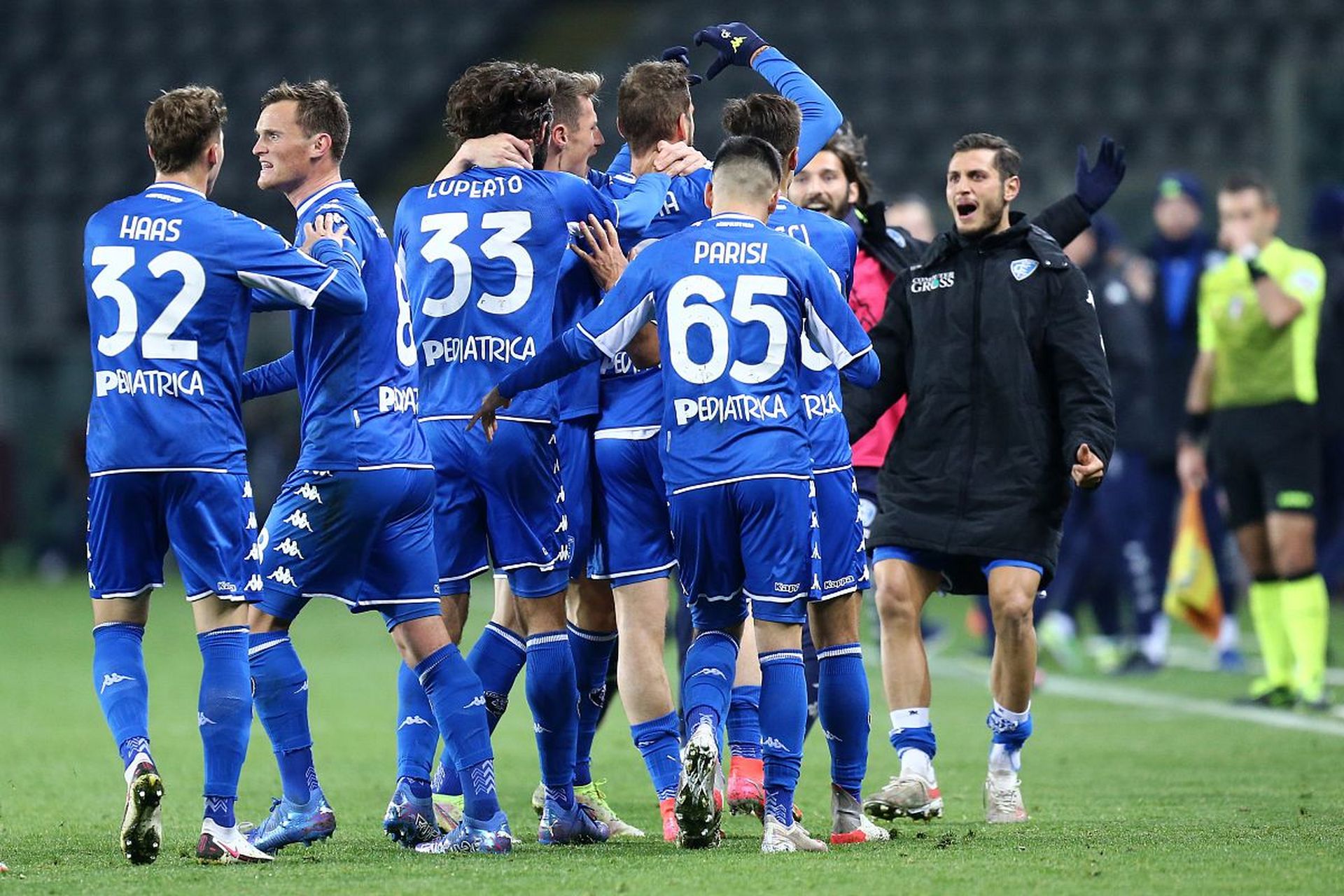 得这一荣誉 得这一荣誉